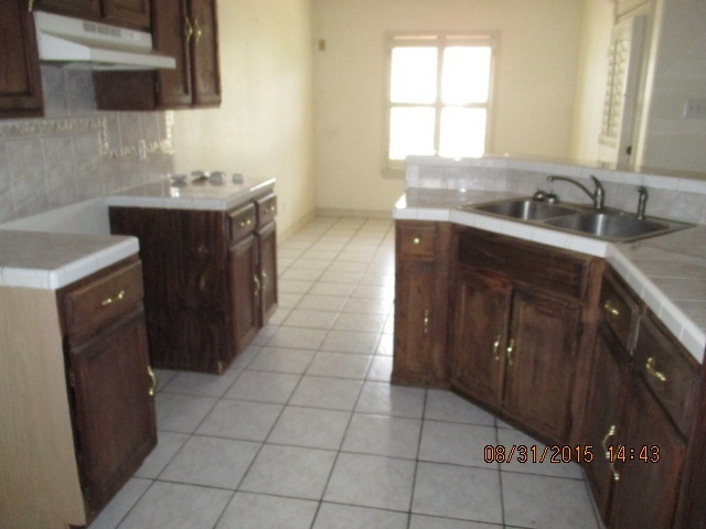 8511 Spring Valley Circle Laredo, TX 78045 - Photo 14 of 18 Gallery Image 14