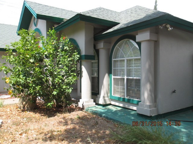 8511 Spring Valley Circle Laredo, TX 78045 - Photo 3 of 18 Gallery Image 3