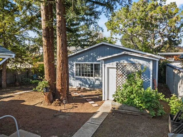 $2,798,000 | 870 College Avenue, Palo Alto, CA 94306