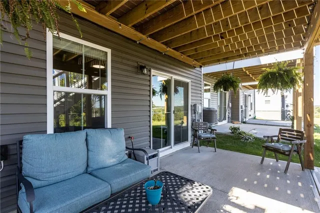 $2,300 | 463 Dogwood Lane, McDonald, PA 15057