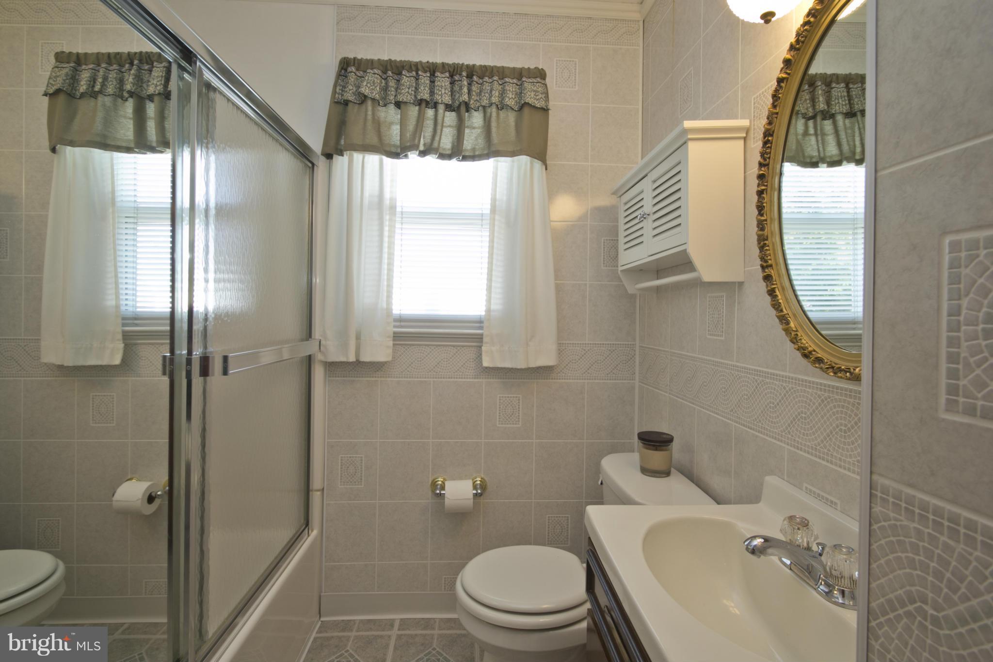 403 Charles Road Linthicum, MD 21090 - Photo 23 of 29 Bath