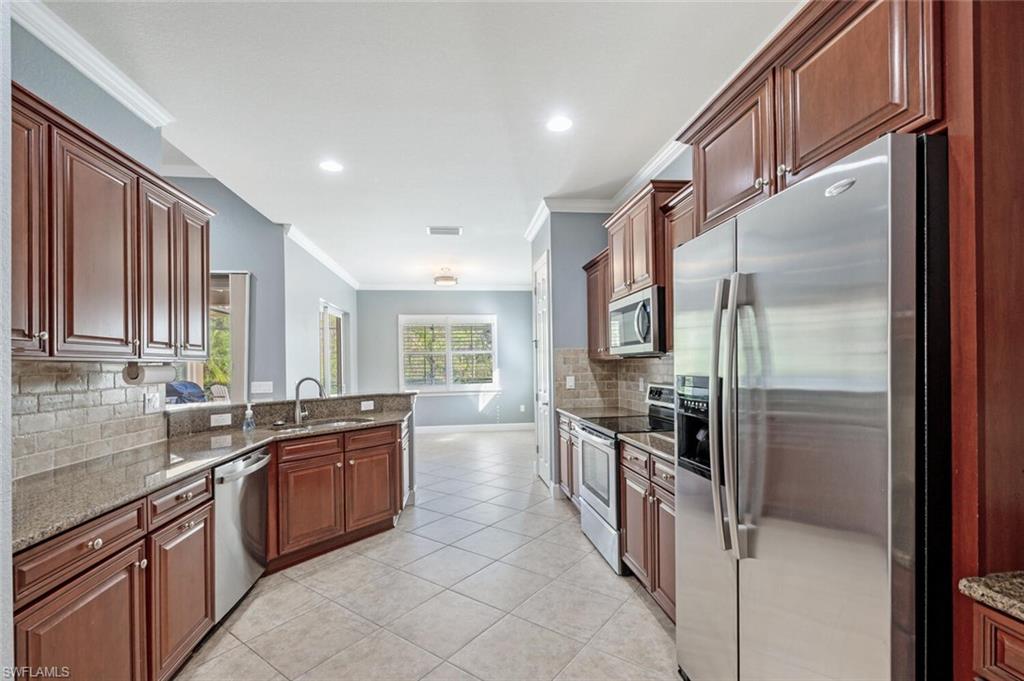 11279 Lithgow Lane Fort Myers, FL 33913 - Photo 4 of 40