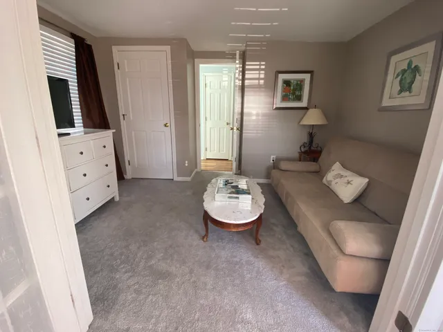 $2,750 | 142 Old Black Point Road, East Lyme, CT 06357