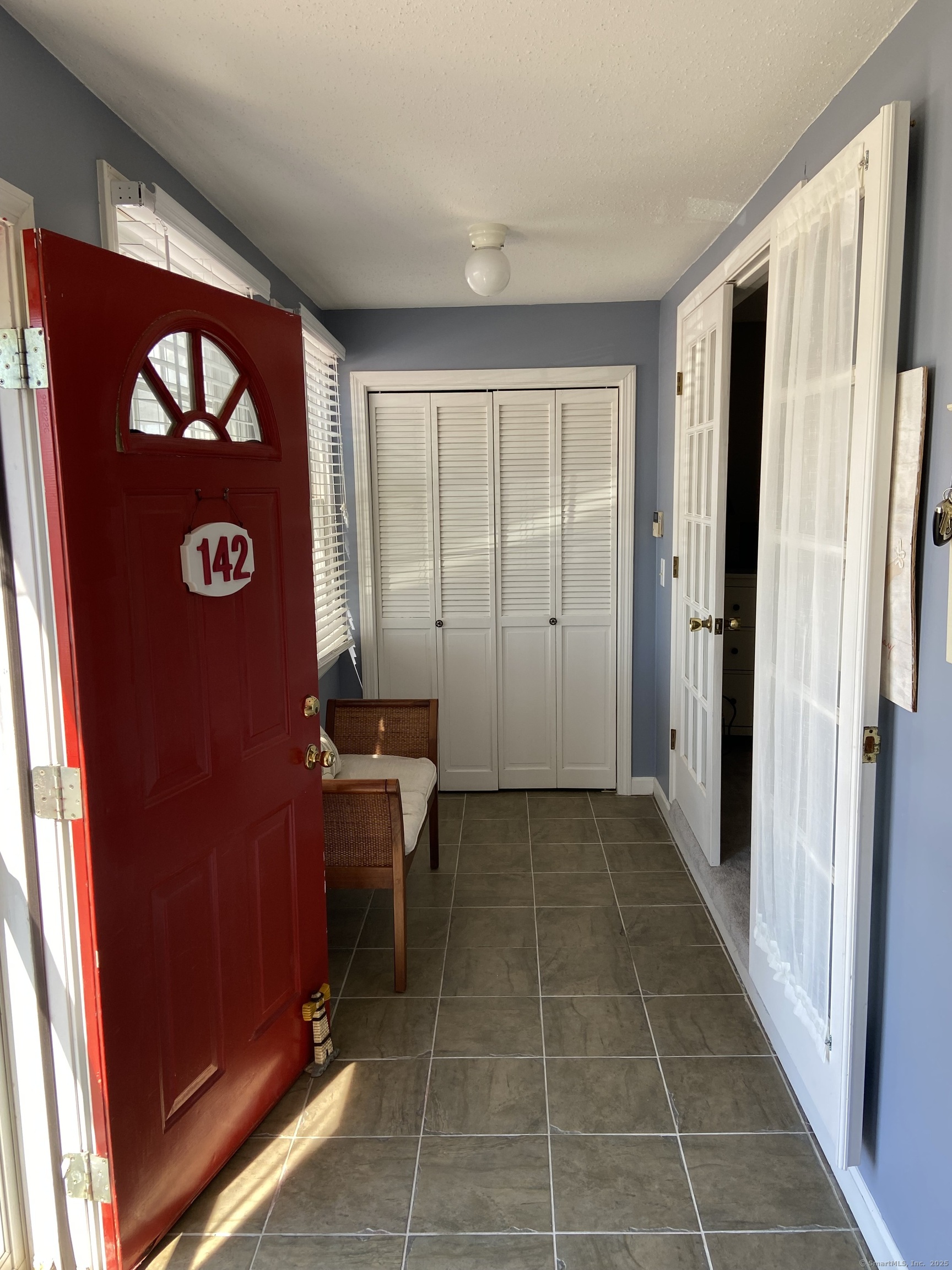 142 Old Black Point Road East Lyme, CT 06357 - Photo 7 of 12