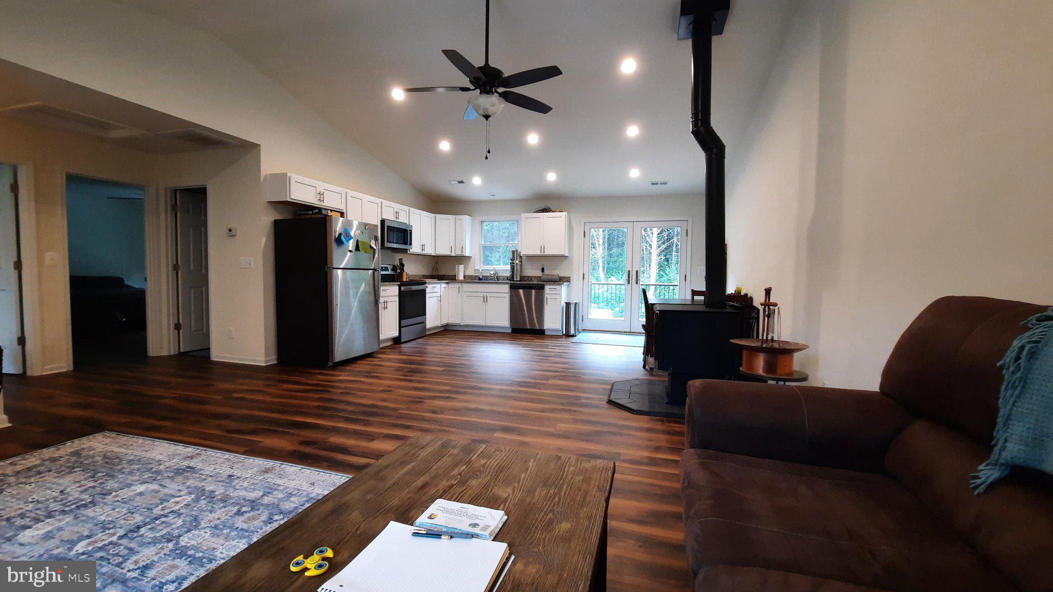 1272 Battlefield Road Strasburg, VA 22657 - Photo 5 of 49 Inviting, light filled home.