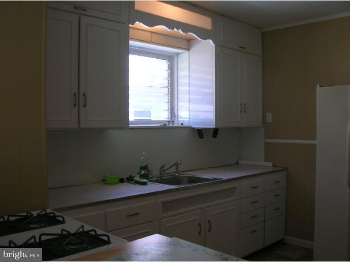 230 Powell Road Springfield, PA 19064 - Photo 12 of 17 Kitchen
