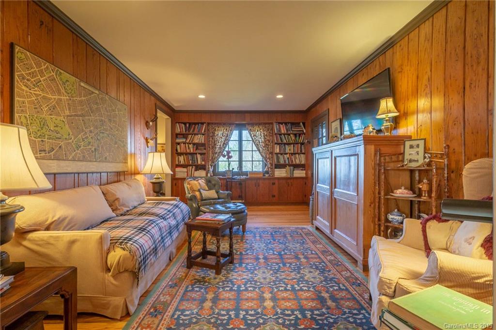 403 Riverside Drive Morganton, NC 28655 - Photo 2 of 28 Gallery Image 2