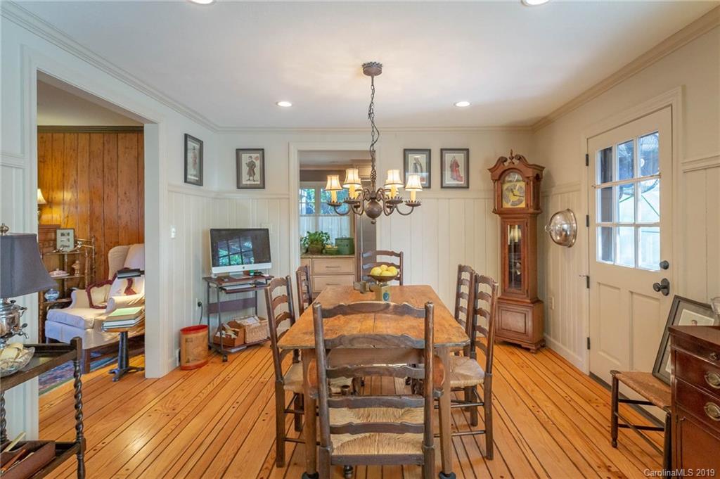 403 Riverside Drive Morganton, NC 28655 - Photo 3 of 28 Gallery Image 3