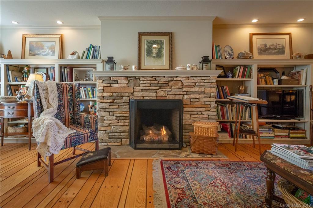 403 Riverside Drive Morganton, NC 28655 - Photo 8 of 28 Gallery Image 8