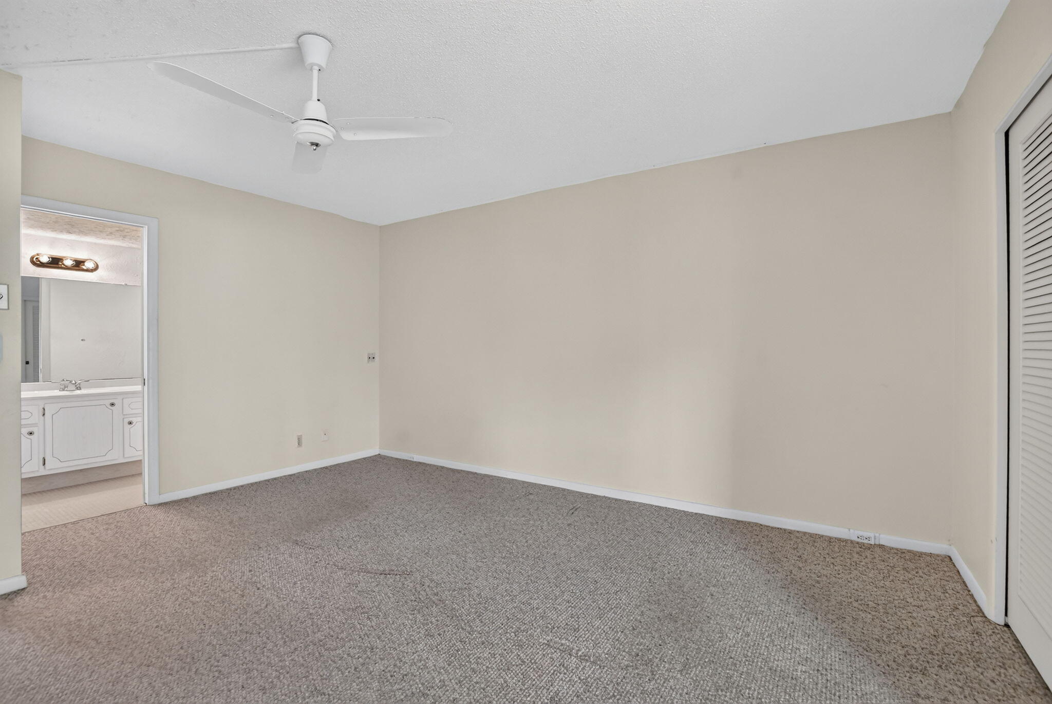 2049 Ventnor Crescent, Unit 2049 Deerfield Beach, FL 33442 - Photo 12 of 42 13-web-or-mls-DSC_1184
