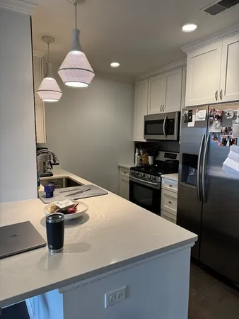 $4,600 | 728 East Broadway, Unit 306, Boston, MA 02127