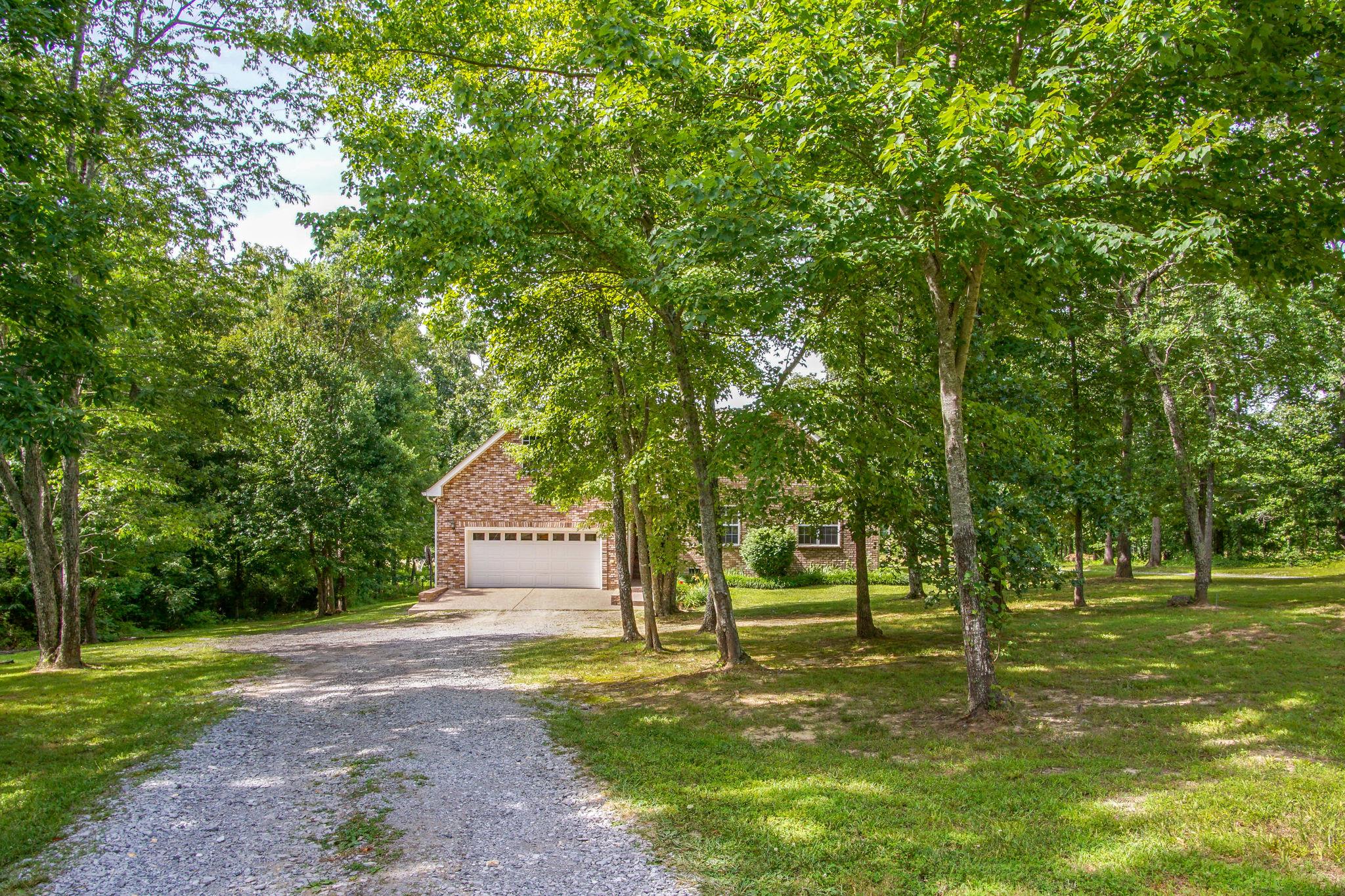 1674 Eno Road Dickson, TN 37055 - Photo 2 of 28