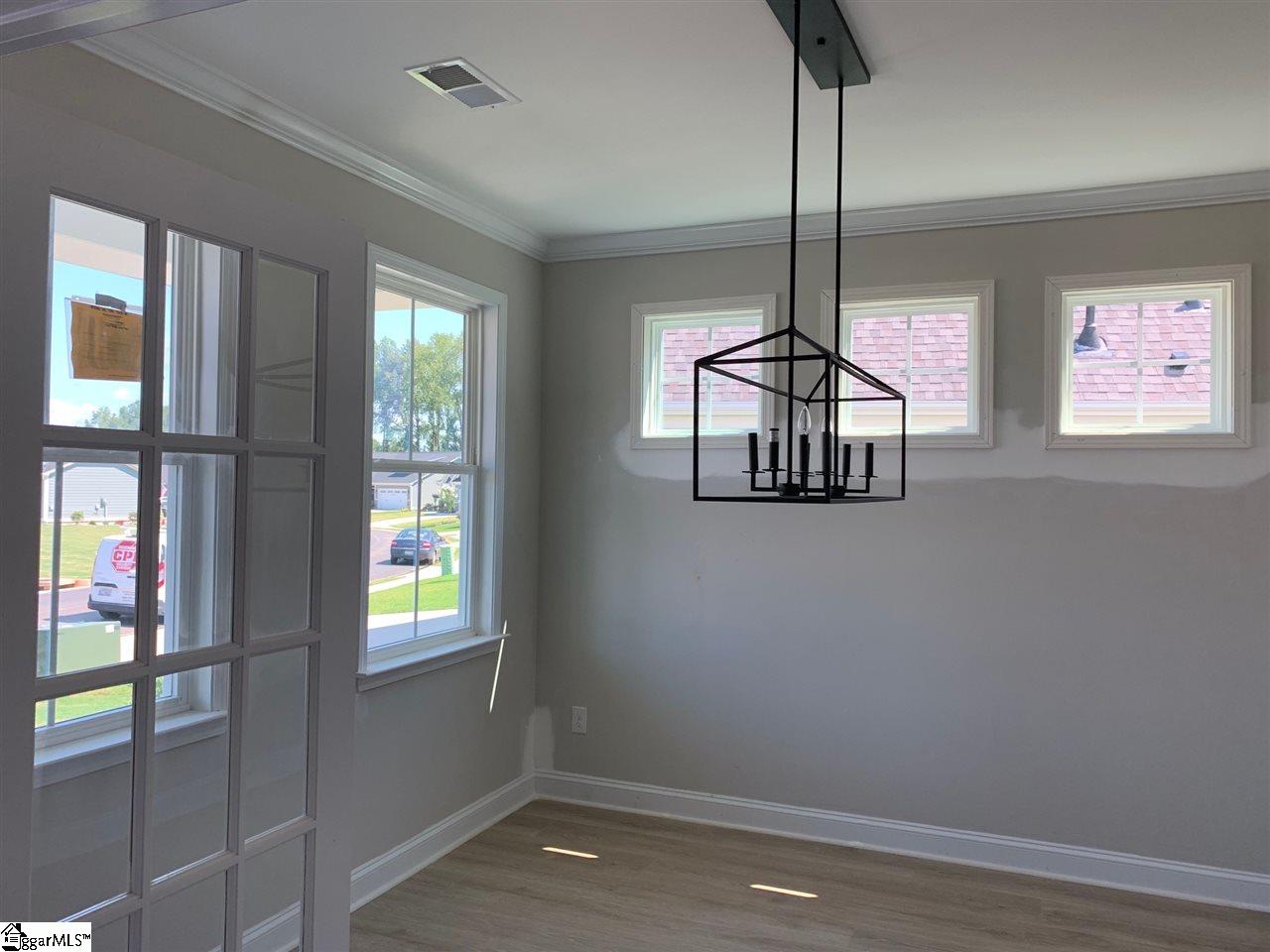 221 Buchanan Ridge Road Taylors, SC 29687 - Photo 3 of 21 Gallery Image 3