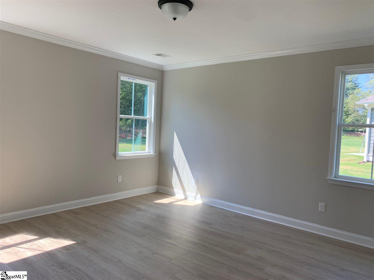 221 Buchanan Ridge Road Taylors, SC 29687 - Photo 8 of 21 Gallery Image 8
