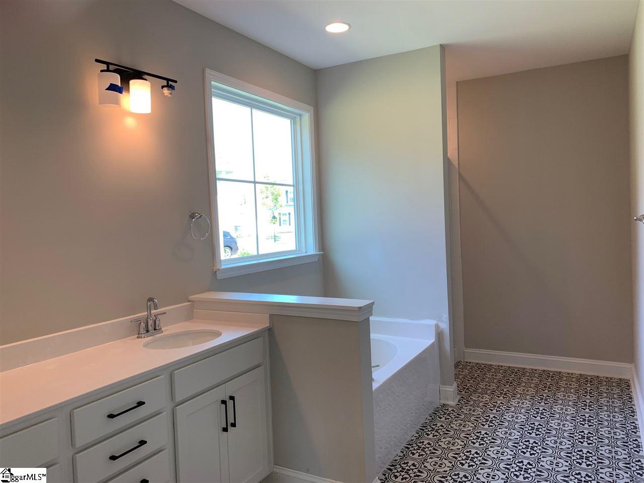 221 Buchanan Ridge Road Taylors, SC 29687 - Photo 9 of 21 Gallery Image 9