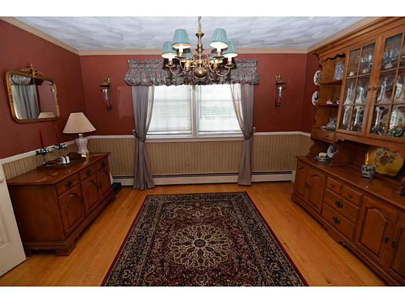 926 Buttonwoods Avenue Warwick, RI 02886 - Photo 14 of 25 Dining Room.