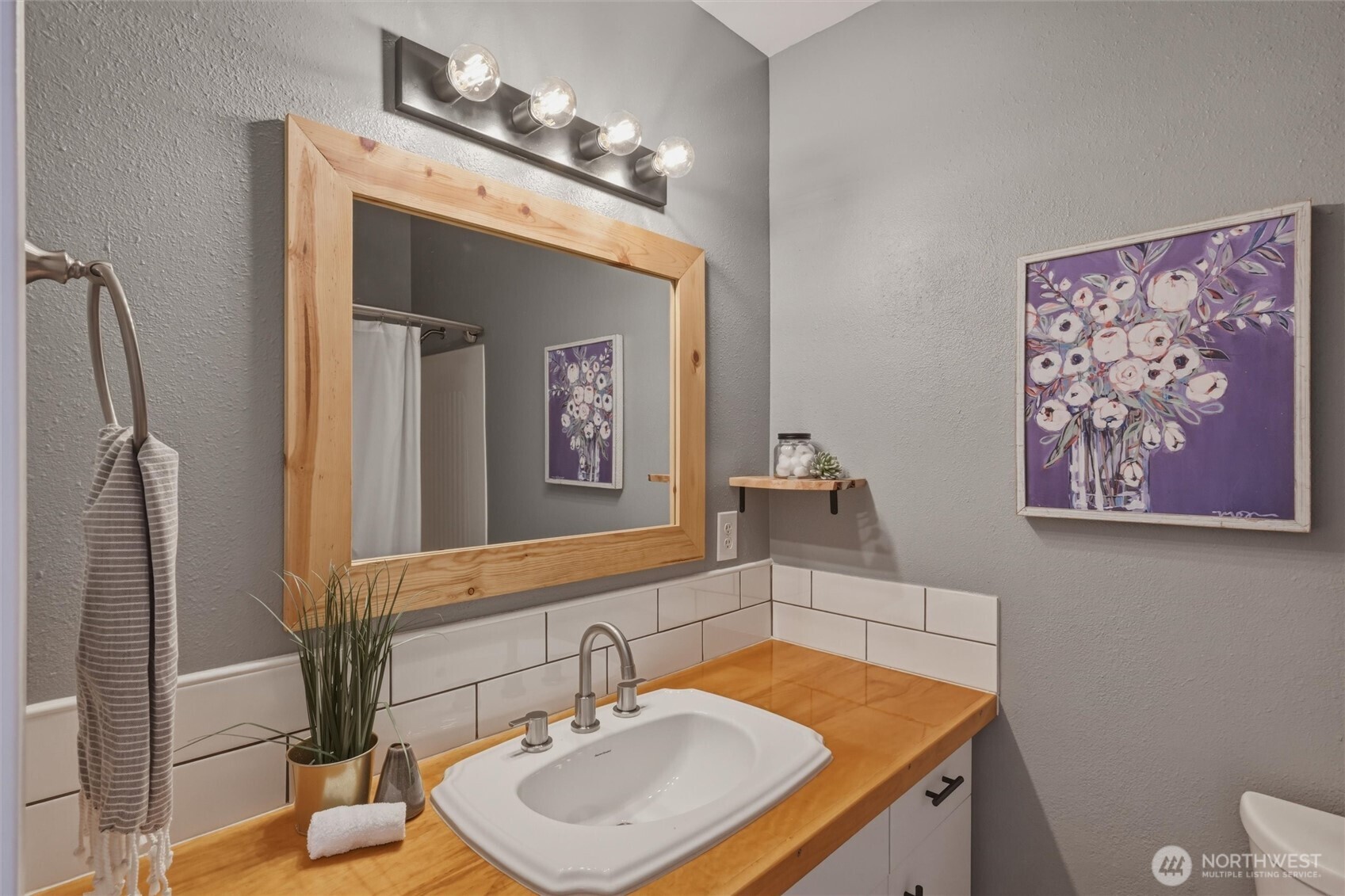 9 Sunnyside Lane Bellingham, WA 98229 - Photo 26 of 39 a bathroom with a sink and a mirror
