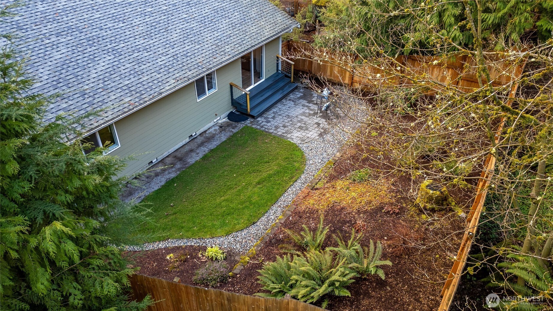 9 Sunnyside Lane Bellingham, WA 98229 - Photo 36 of 39 a view of a backyard with plants