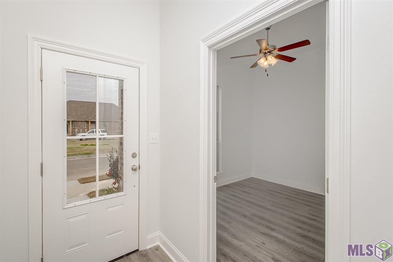 1461 Partierre Lane Baton Rouge, LA 70820 - Photo 16 of 26 Gallery Image 16