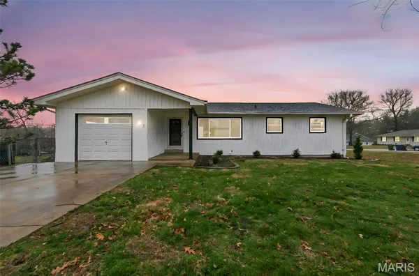$2,795 | 67 Strecker Road, Ellisville, MO 63011