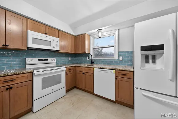 $2,795 | 67 Strecker Road, Ellisville, MO 63011