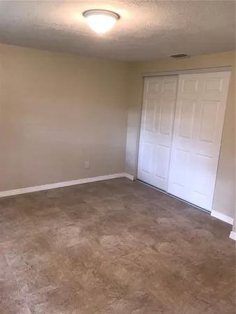 $2,200 | 906 Homewood Drive, Brandon, FL 33511