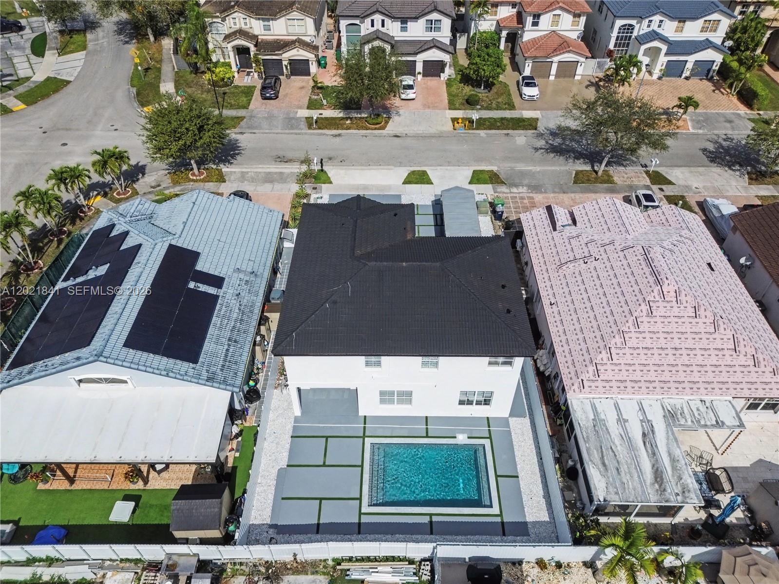 15486 Southwest 23rd Lane Miami, FL 33185 - Photo 2 of 33