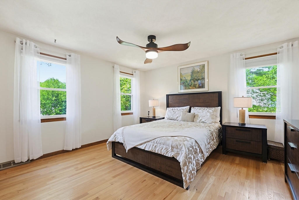 218 Hampton Road Sharon, MA 02067 - Photo 17 of 34