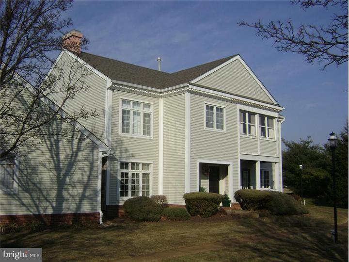 90 Winthrop Road, Unit F Monroe Township, NJ 08831 - Photo 1 of 10 Exterior
