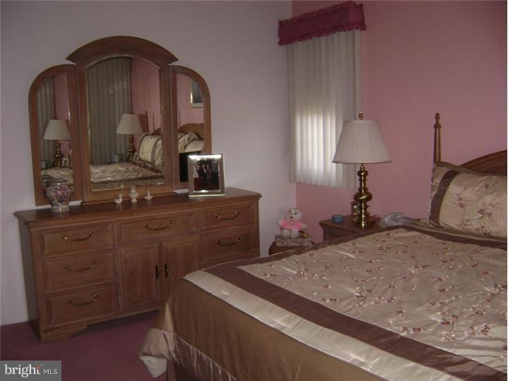 90 Winthrop Road, Unit F Monroe Township, NJ 08831 - Photo 7 of 10 Bedroom - Main