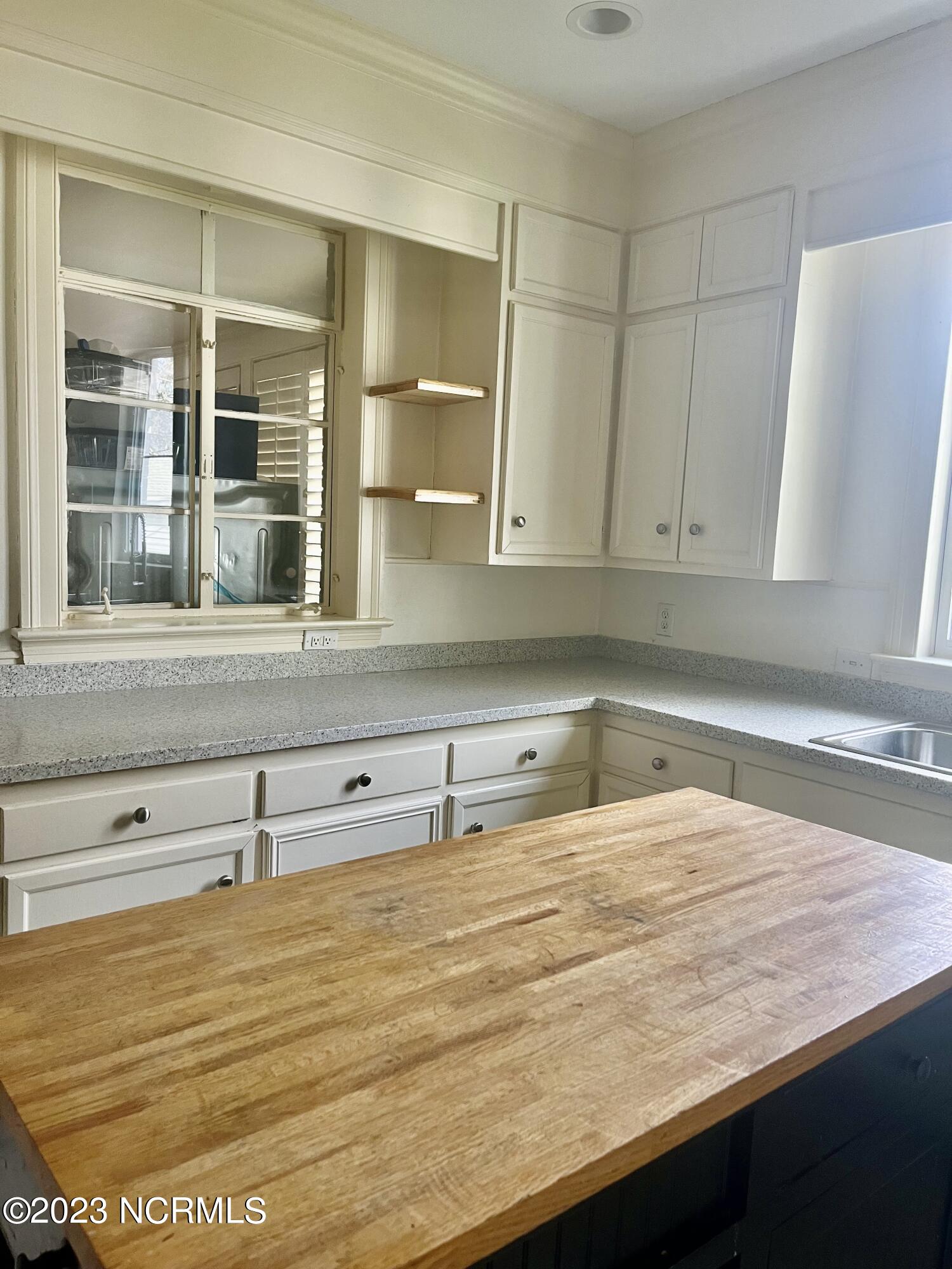 1802 St George Place Kinston, NC 28504 - Photo 12 of 34 IMG_7112