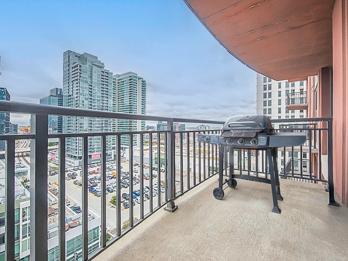 330 North Jefferson Street, Unit 1306 Chicago, IL 60661 - Photo 12 of 21