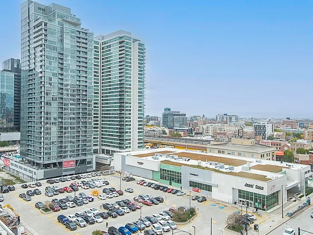 $2,750 | 330 North Jefferson Street, Unit 1306, Chicago, IL 60661