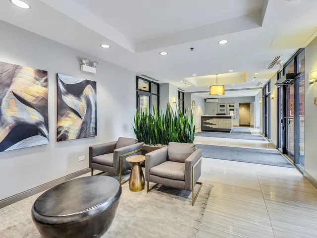 $2,750 | 330 North Jefferson Street, Unit 1306, Chicago, IL 60661