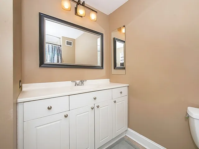 $2,750 | 330 North Jefferson Street, Unit 1306, Chicago, IL 60661