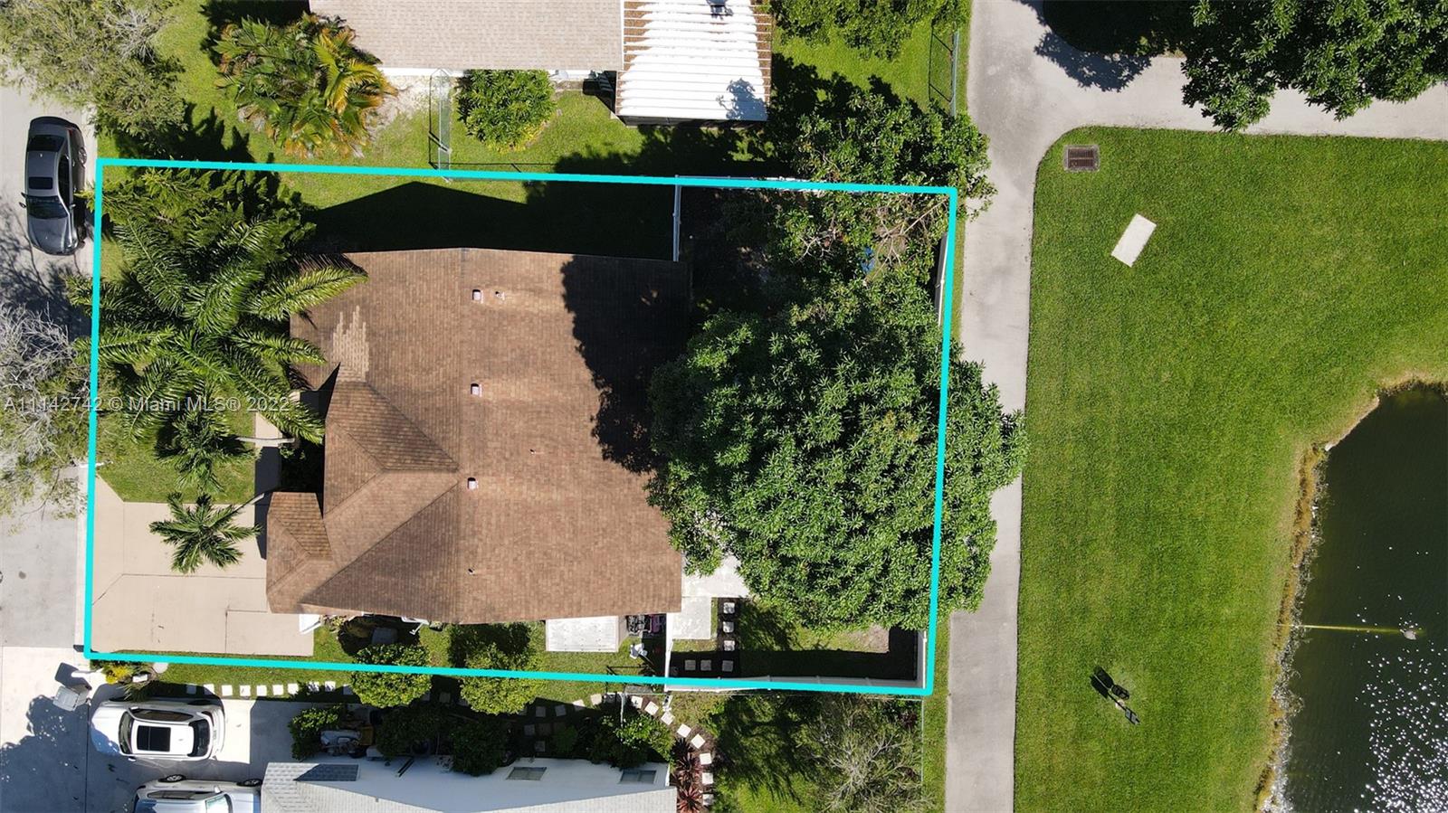 23276 Cedar Hollow Way Boca Raton, FL 33433 - Photo 2 of 27 Gallery Image 2