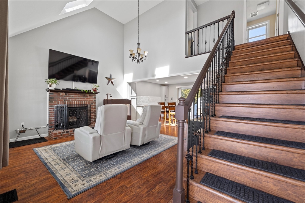 32 Camile Road Webster, MA 01570 - Photo 5 of 39 Gallery Image 5