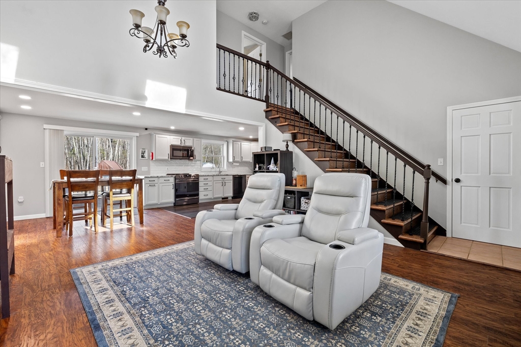 32 Camile Road Webster, MA 01570 - Photo 7 of 39 Gallery Image 7