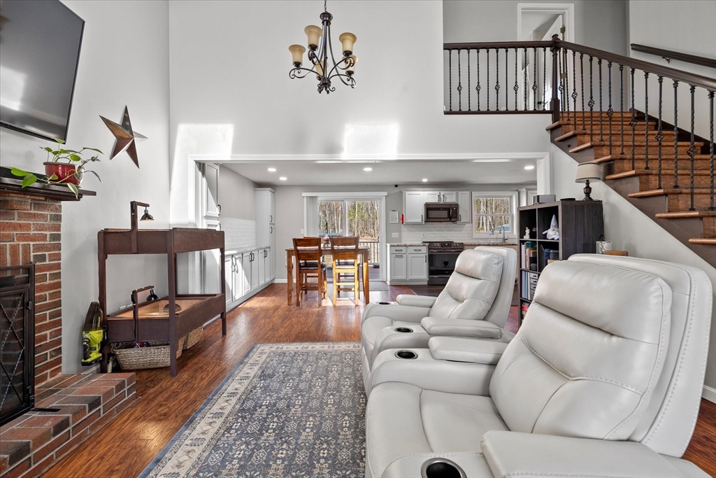 32 Camile Road Webster, MA 01570 - Photo 8 of 39 Gallery Image 8
