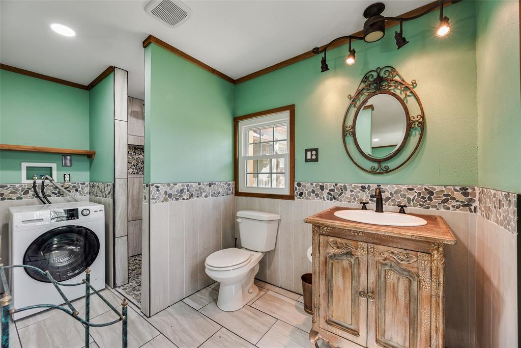 508 Martin Lane Euless, TX 76040 - Photo 29 of 34