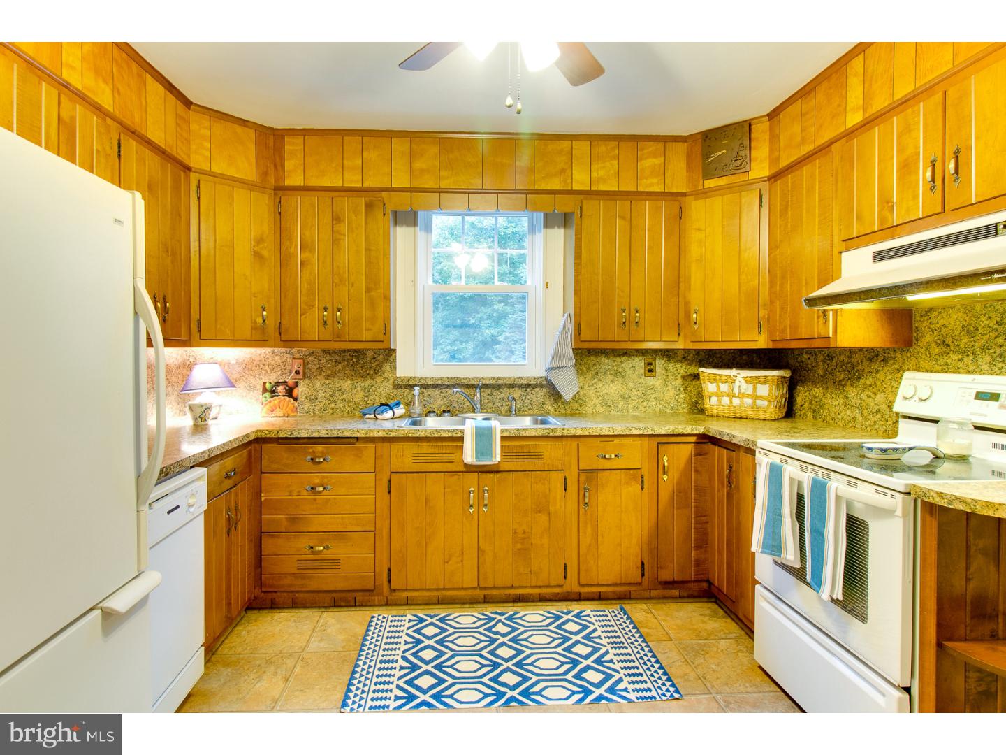 219 Heyburn Road Chadds Ford, PA 19317 - Photo 12 of 19 Kitchen