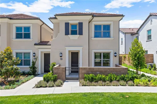 $1,499,000 | 112 Newburry, Irvine, CA 92618