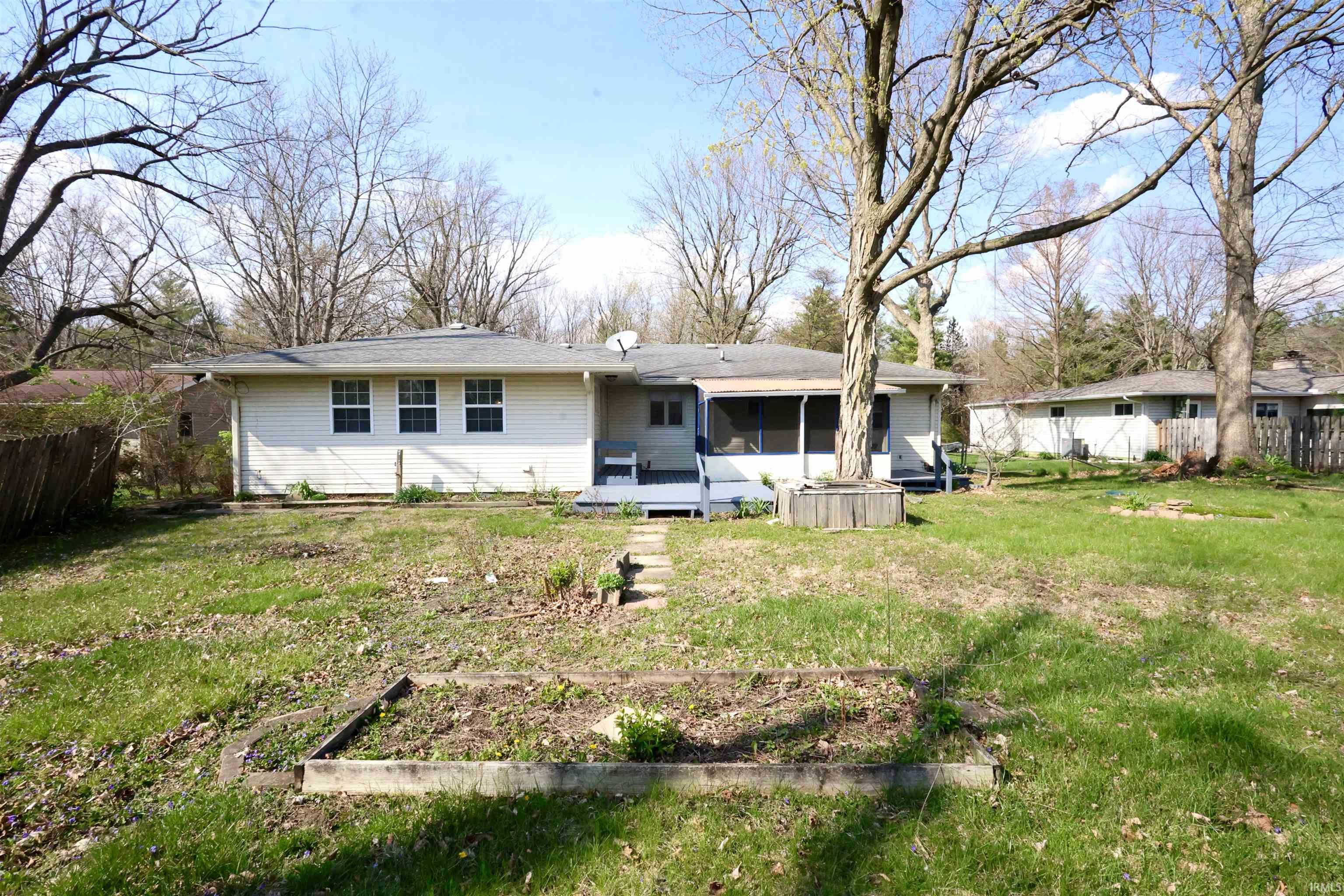 2525 West Lawson Road Marion, IN 46952 - Photo 31 of 34