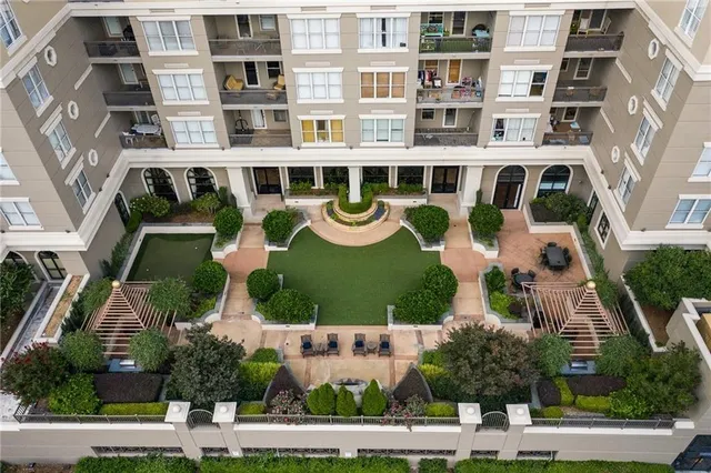 $1,800 | 3334 Peachtree Road Northeast, Unit 910, Atlanta, GA 30326