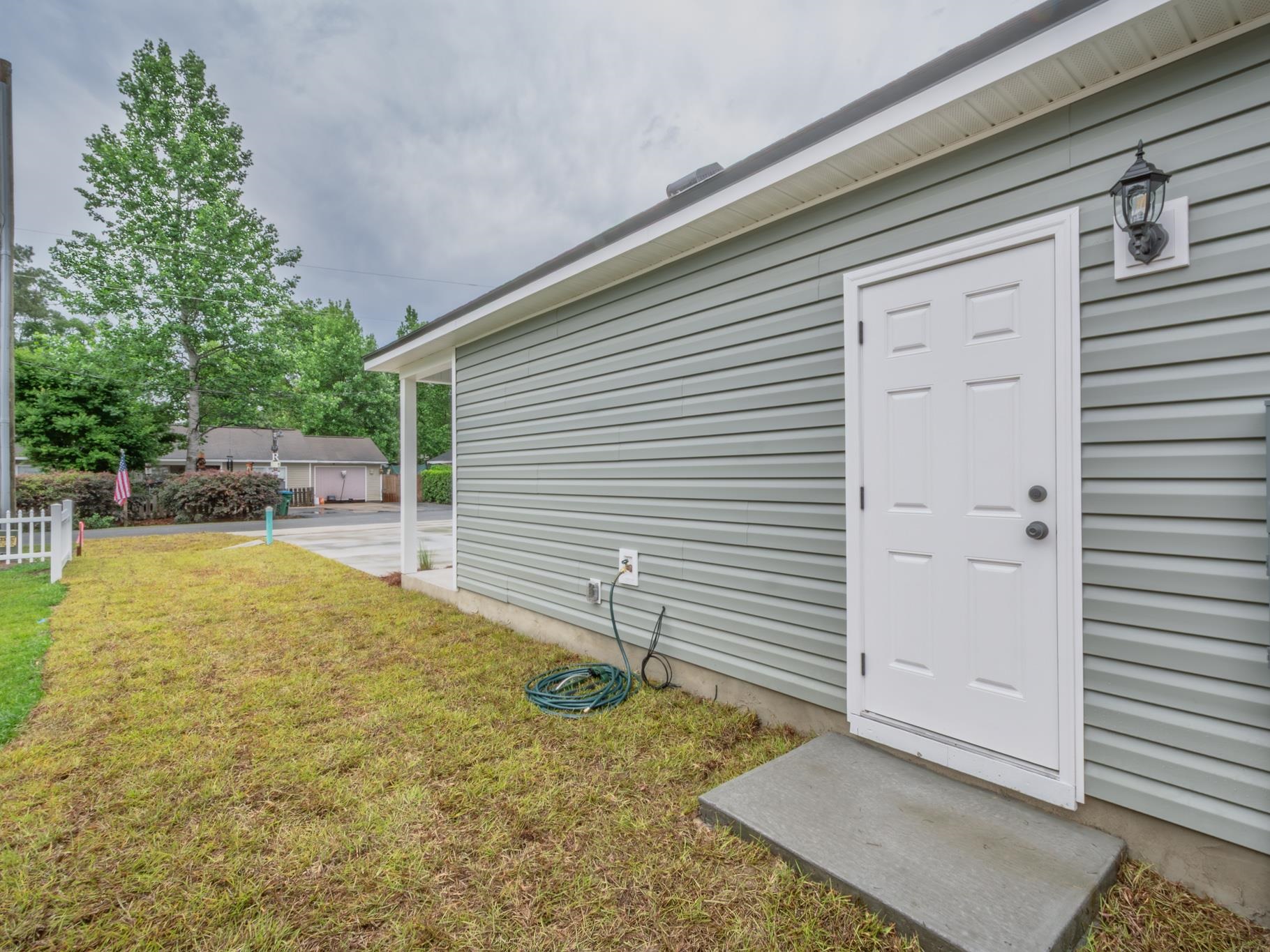 74 Redman Road Crawfordville, FL 32327 - Photo 7 of 38