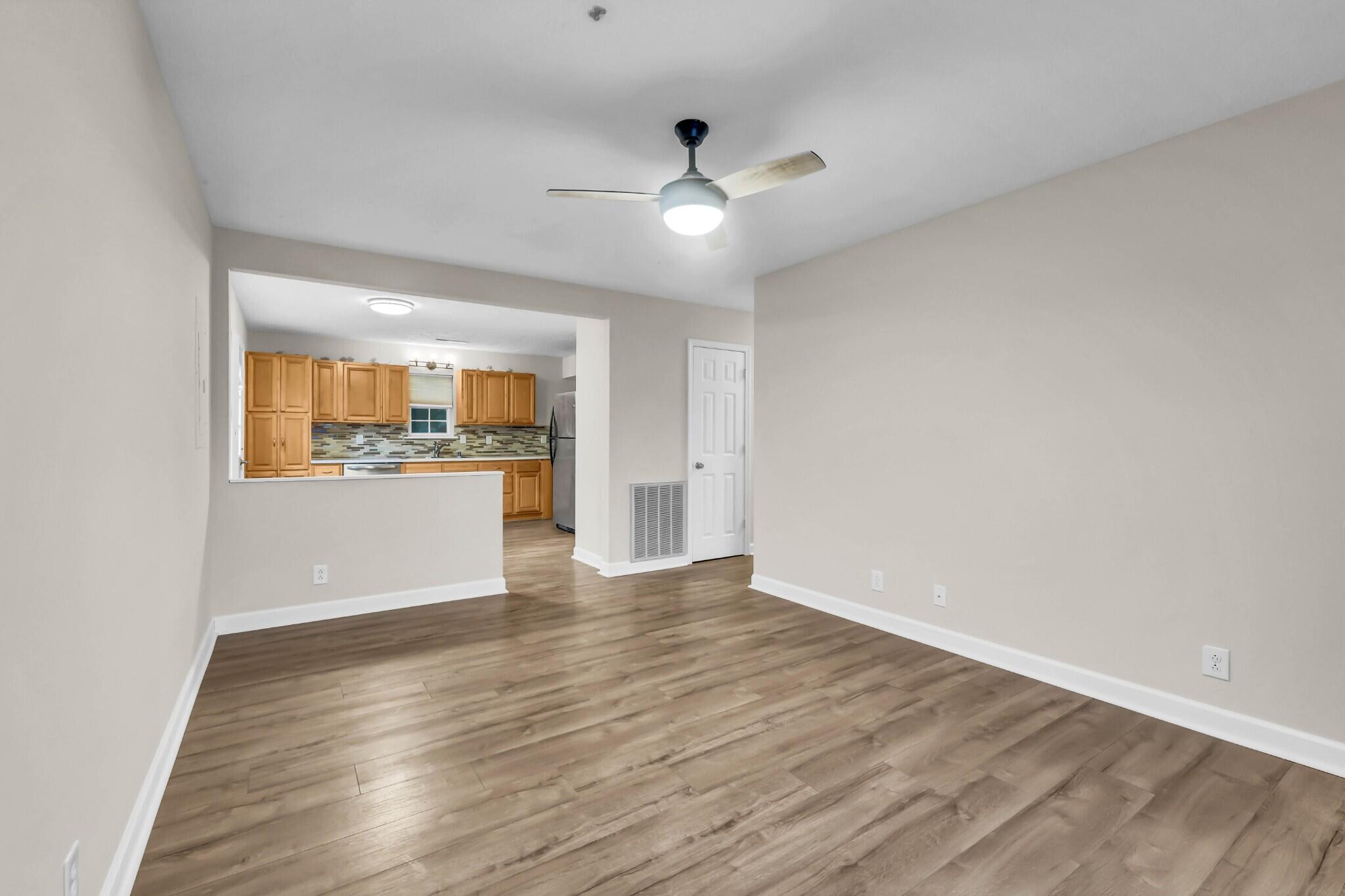 634 State Line Road Oak Grove, KY 42262 - Photo 6 of 19 5