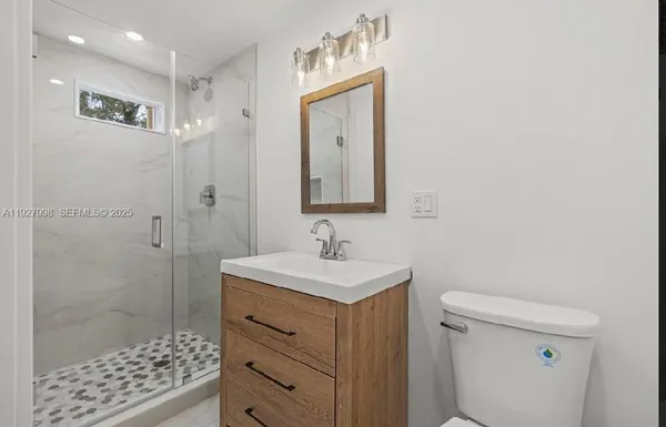 $1,800 | 5855 Southwest 62nd Street, Unit 1, Miami, FL 33143