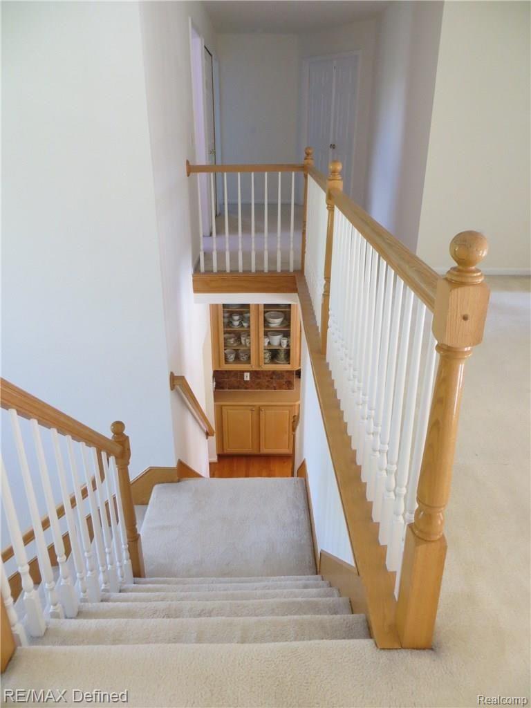 1850 Cloverdale Drive Rochester, MI 48307 - Photo 14 of 23 Convenient Dual Access Staircase