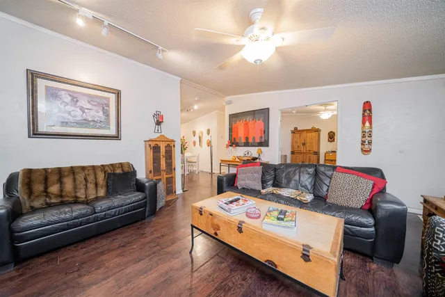 $1,550,000 | 455 Southeast Se Cr, Scroggins, TX 75480