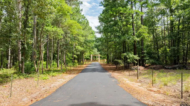 $1,550,000 | 455 Southeast Se Cr, Scroggins, TX 75480